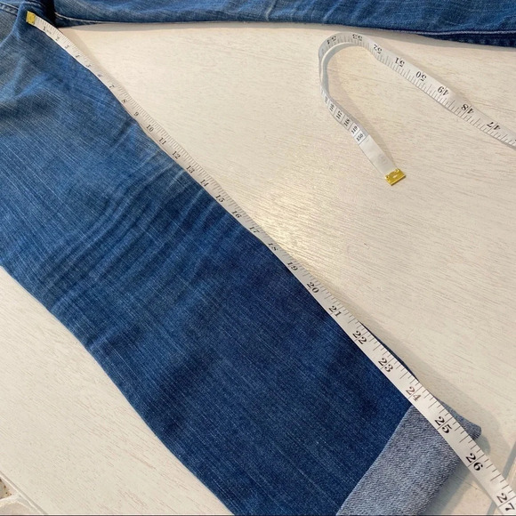 Hudson Krista Distressed Light Wash Denim Jeans - Picture 6 of 7